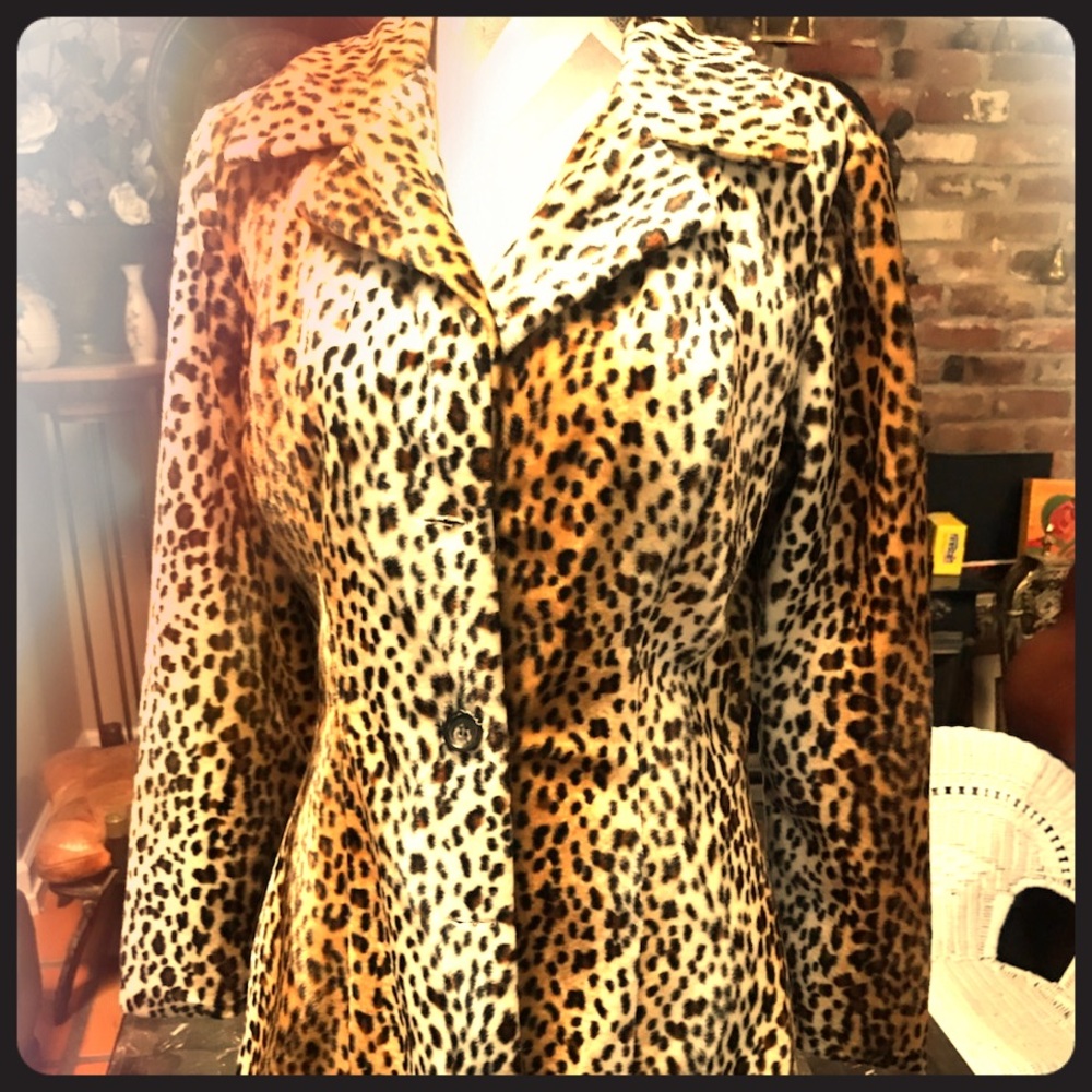 Leopard jacket, 100% polyester (inside),